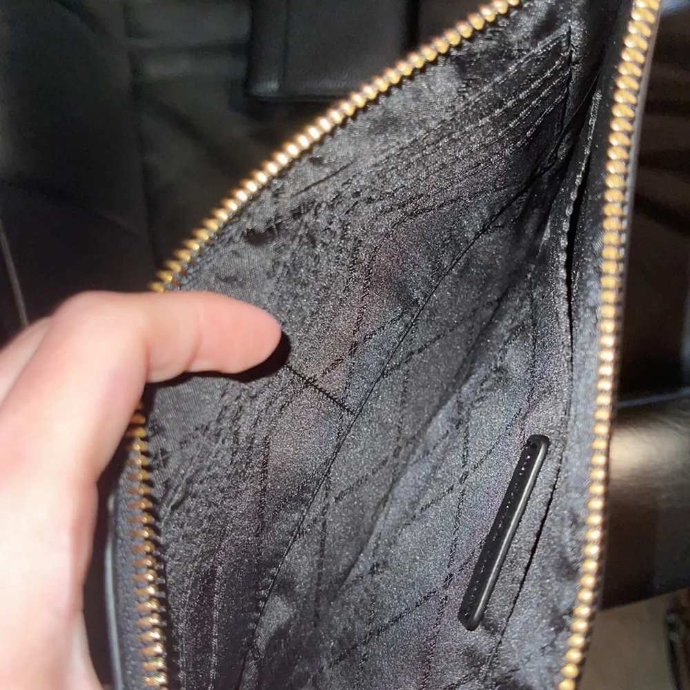 Large Michael Kors Wristlet - Picture 3 of 3